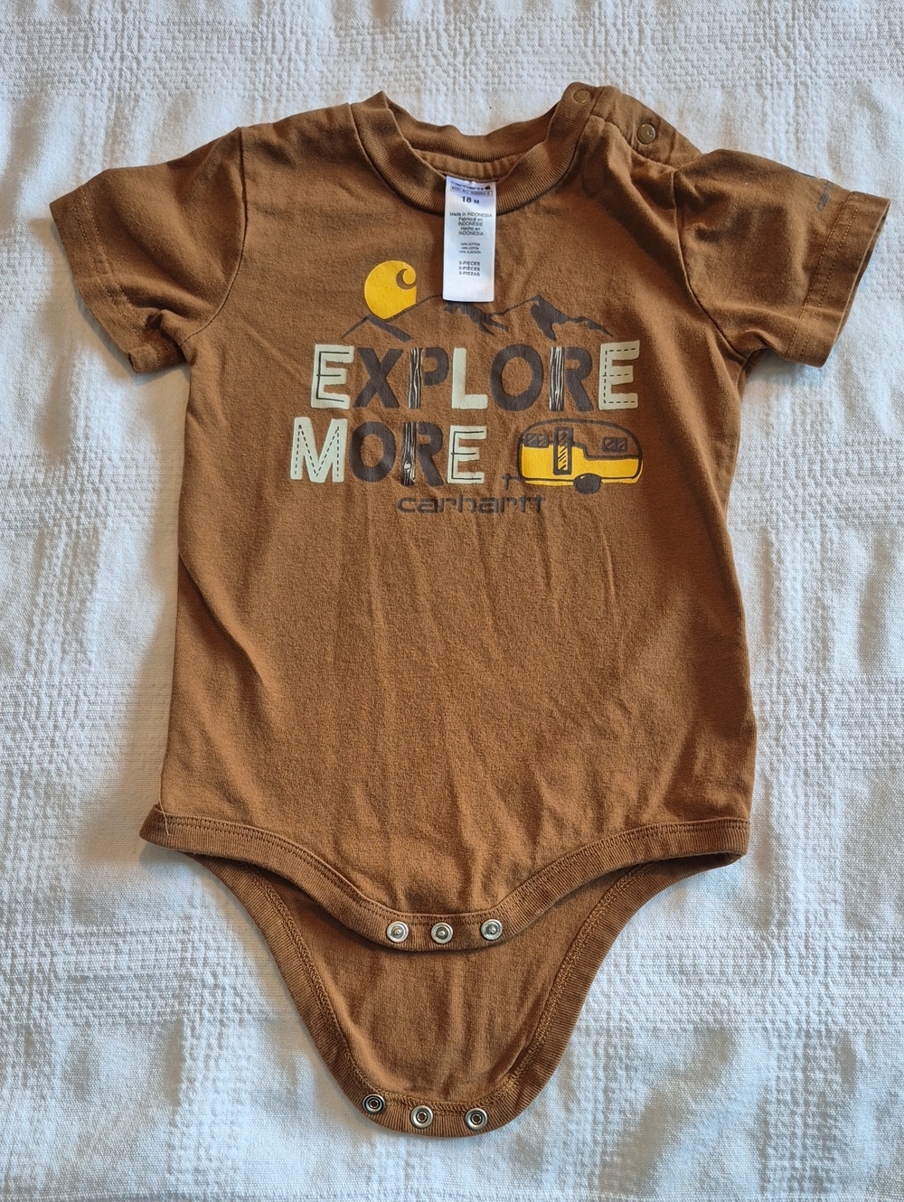 Carhartt boys size 18 months short sleeve body suit, light brown VGUC